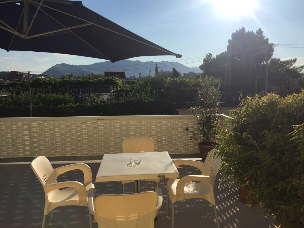 Amberyellowbnb Shkodër Eksteriør bilde