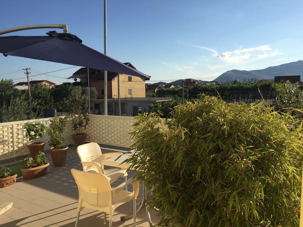 Amberyellowbnb Shkodër Eksteriør bilde